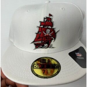 Tampa Bay Buccaneers New Era 59FIFTY NFL White Fitted Hat Cap 7 1/8 Ship Logo